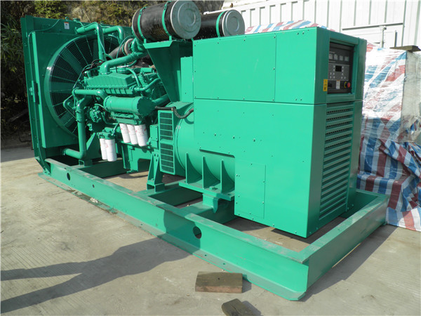 富县出租发电机 发电机组厂家：柴油发电机组的控制屏的作用是什么？