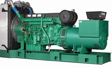 富县发电机除垢后需要用清水冲洗水冷式机油散热器几次？